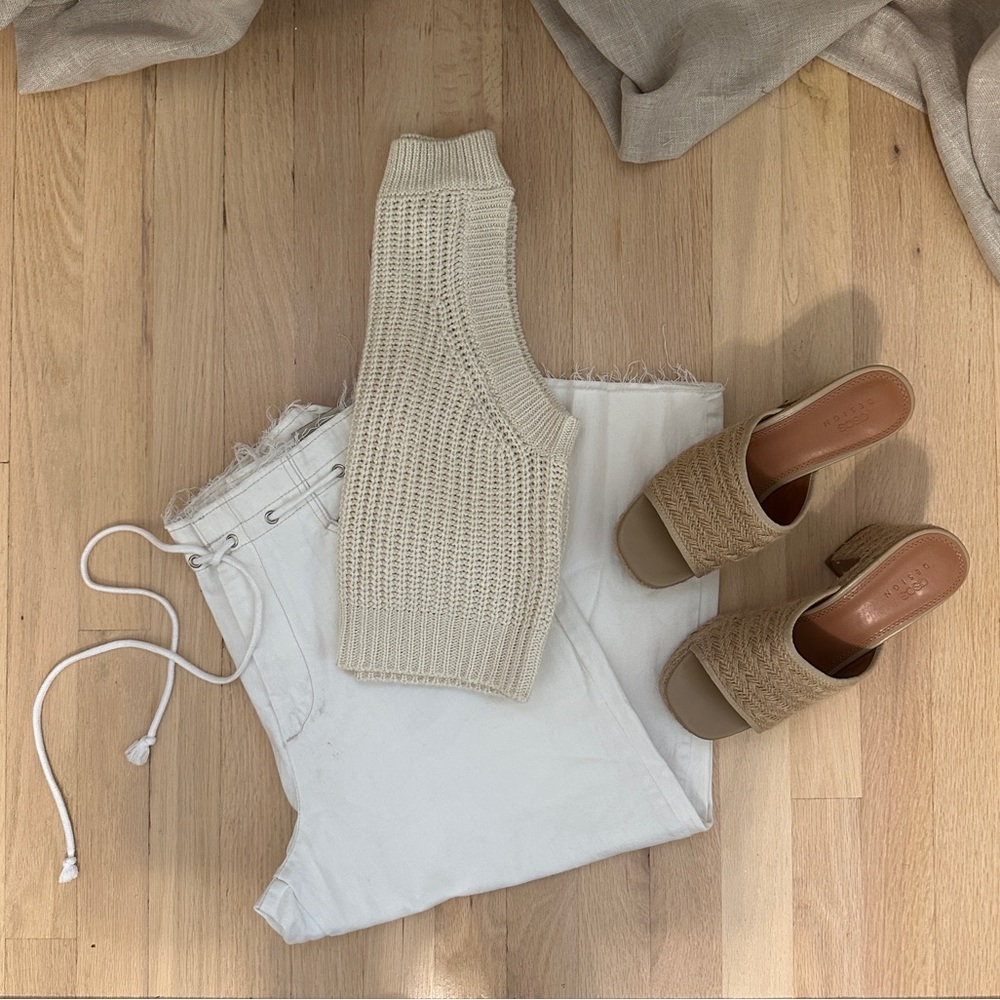 Hint of Mint Halter Top